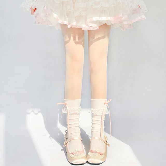 Lychee-Ribbon Accent Mid Calf Socks