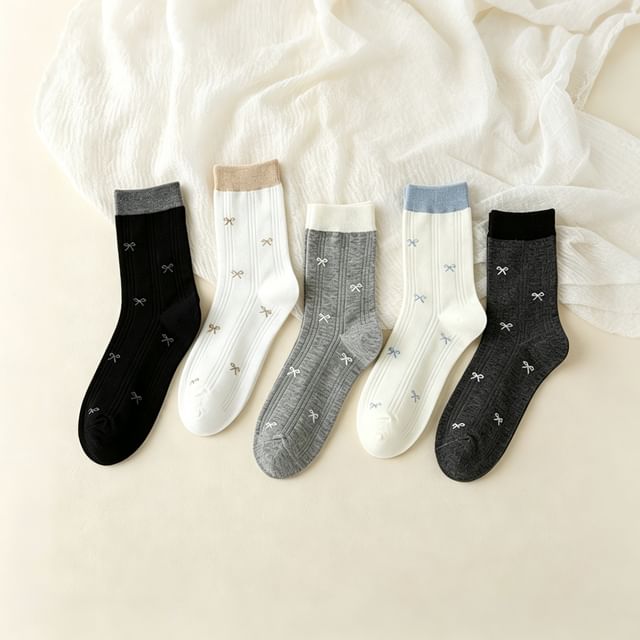 Lychee-Ribbon Jacquard Two Tone Crew Socks