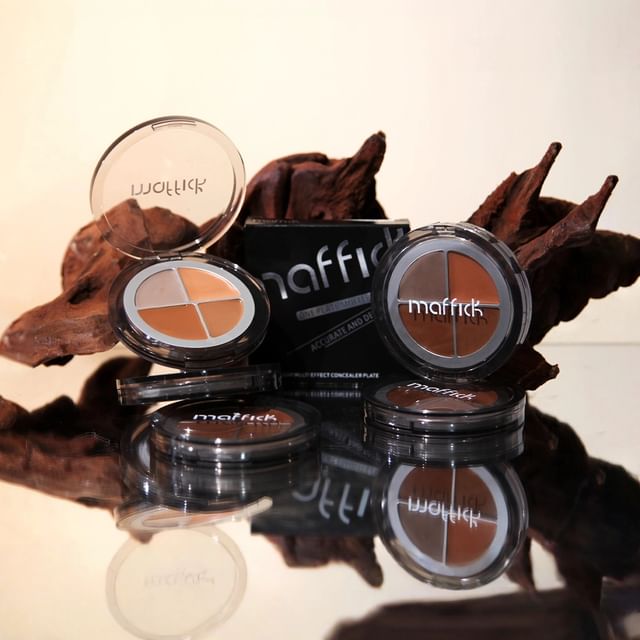 MAFFICK - Clear Multi Effect 4-Colors Concealer Palette | YesStyle