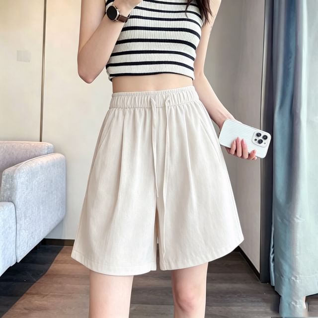 Magimomo-Drawstring Waist Plain Shorts