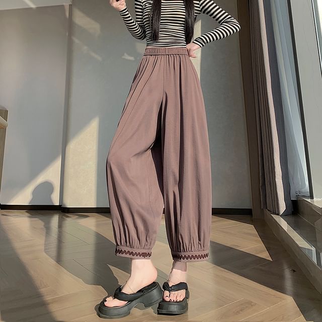 Magimomo-Elastic Waist Plain Crop Harem Pants