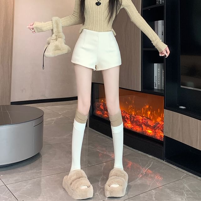 Magimomo-High Waist Plain Shorts