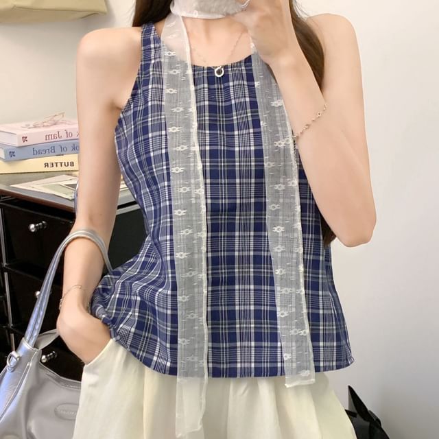 Maisee-Sleeveless Round Neck Plaid Top