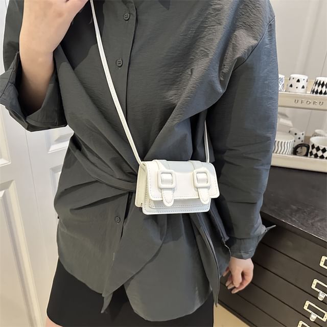 Maorong-Flap Plain Crossbody Bag