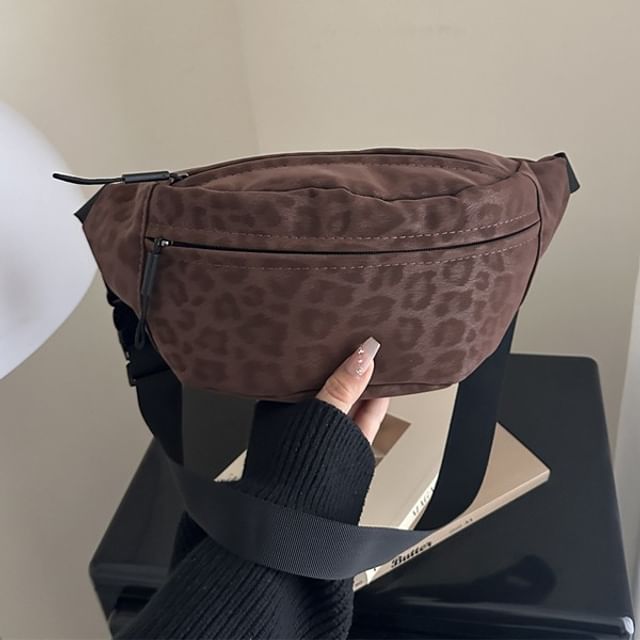 Maorong-Leopard Print Belt Bag