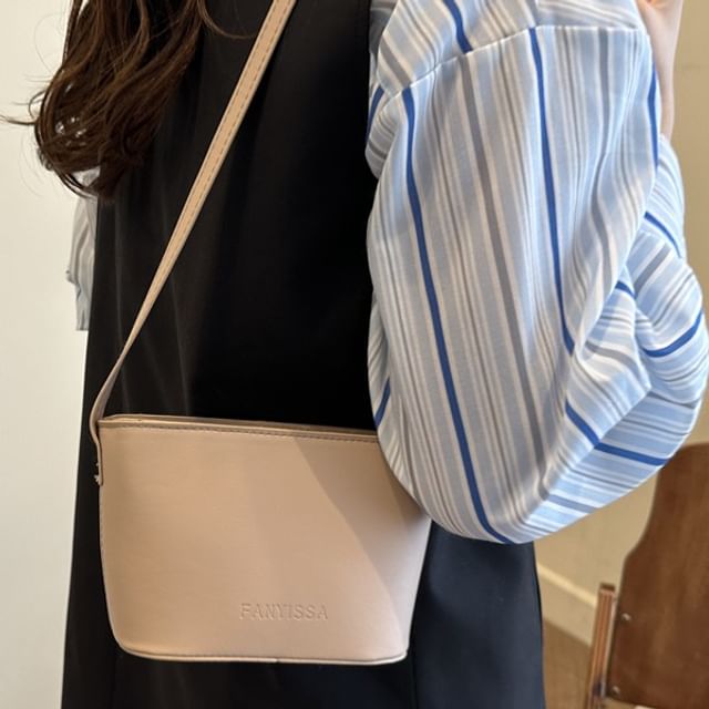 Maorong-Plain Faux Leather Bucket Bag