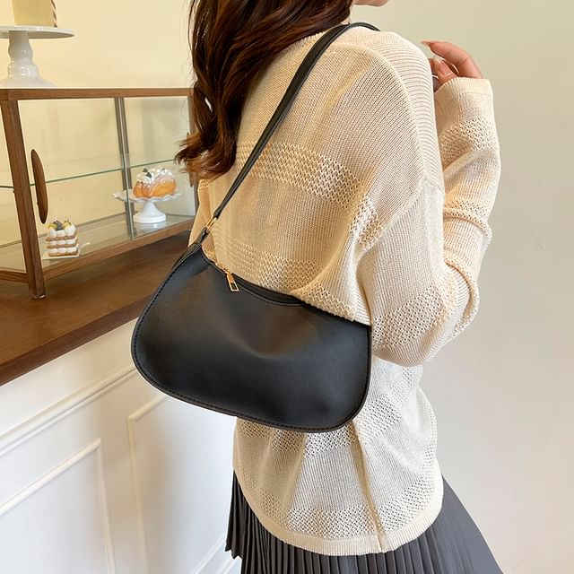 Maorong-Plain Faux Leather Shoulder Bag