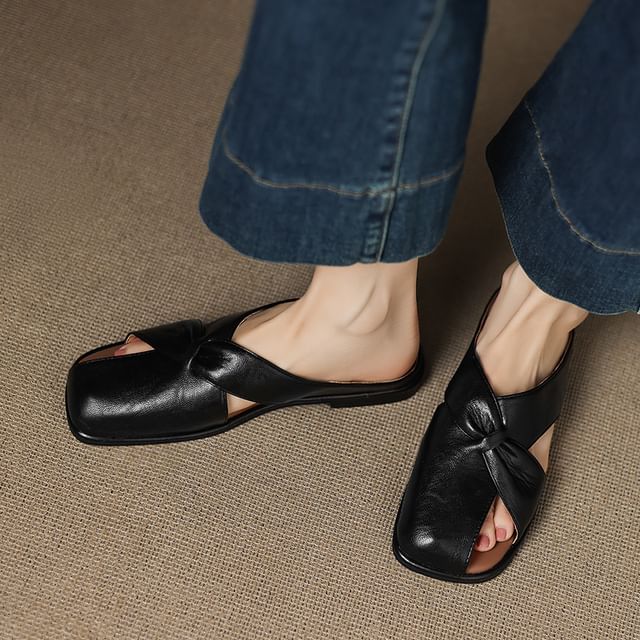 Megan-Square-Toe Knotted Mules