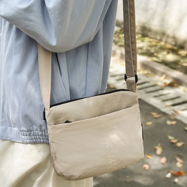 Melois-Multi-Pocket Crossbody Bag