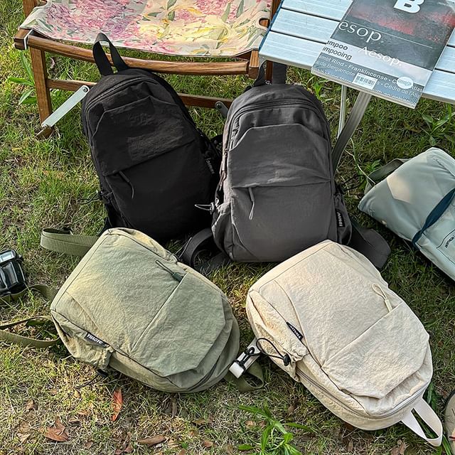 Melois-Nylon Plain Sling Bag