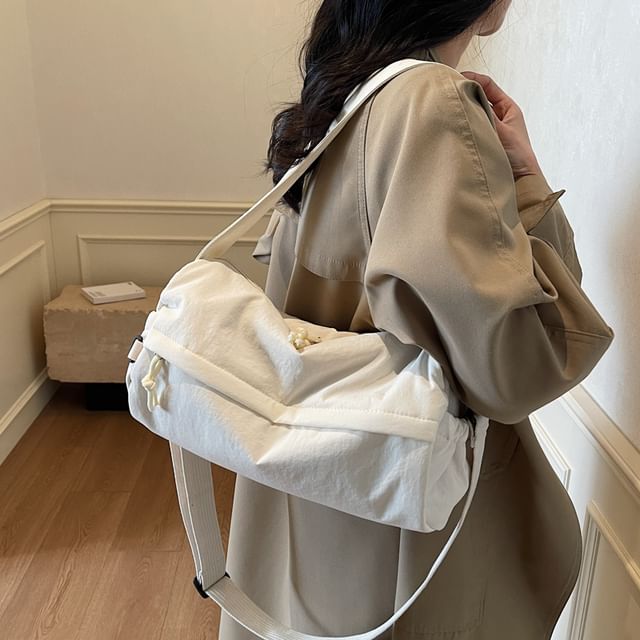 Melois-Plain Canvas Barrel Bag