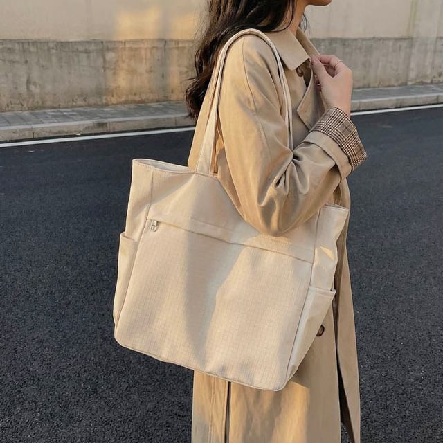 Melois-Plain Tote Bag