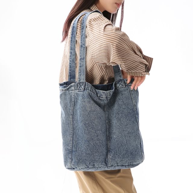 Melois-Washed Panel Denim Tote Bag
