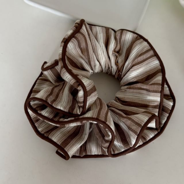 Mentosi-Striped Scrunchie