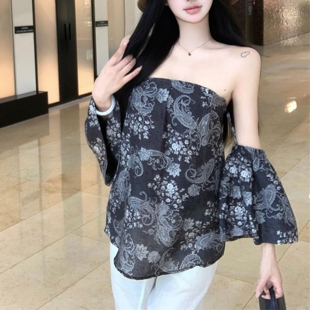 Metonymph-Bell Sleeve Off Shoulder Top