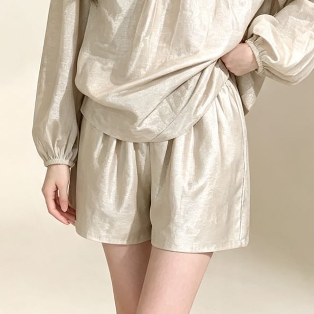 Metonymph-High Waist Plain Silk-Like Shorts
