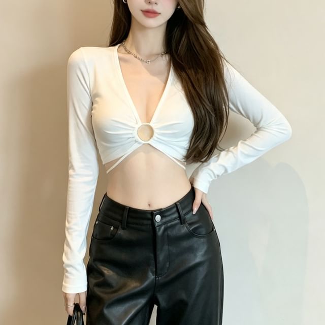 Metonymph-Long-Sleeve Deep-V Neck Round Loop Cutout Plain Slim Fit Cropped T-Shirt