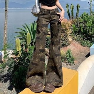 Metonymph-Low Rise Camo Print Flared Jeans