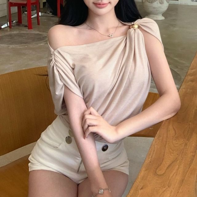 Metonymph-Sleeveless One Shoulder Plain Ruched Top