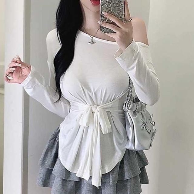 MIKIGA-Long-Sleeve Off Shoulder Asymmetrical Plain Top