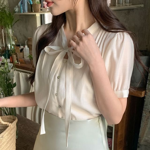 MIKIGA-Puff-Sleeve Tie-Neck Plain button-Up Blouse