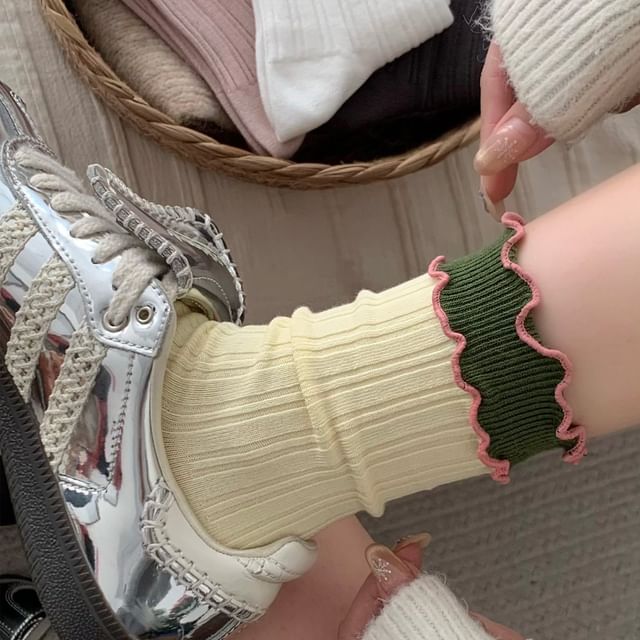 Mimiyu-Two Tone Frill Trim Socks Set