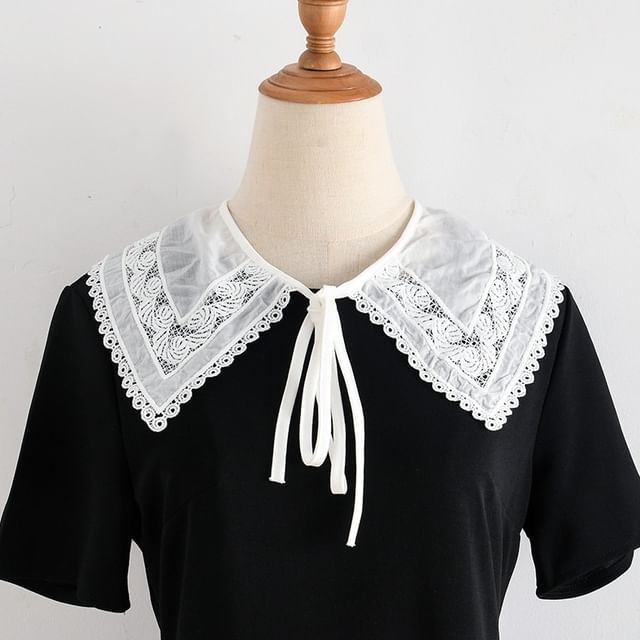 MIOW-Plain Tie-Up Panel Lace Decorative Collar
