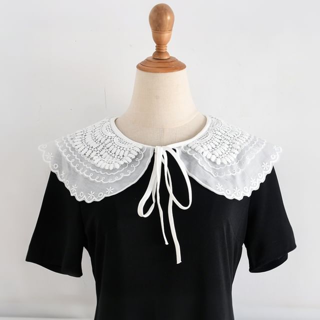 MIOW-Plain Tie-Up Panel Lace Decorative Collar
