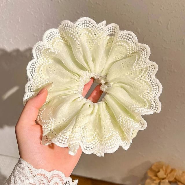 Miss Floral-Lace Trim Scrunchie