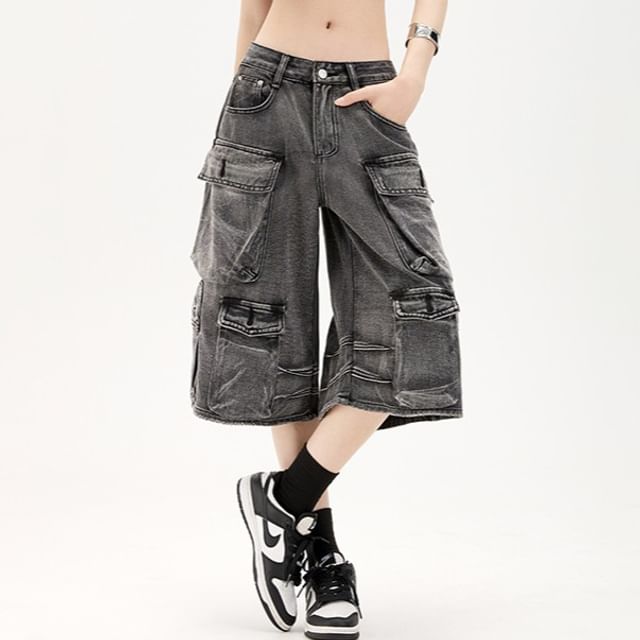Miu B-Low Waist Capri Cargo Jeans