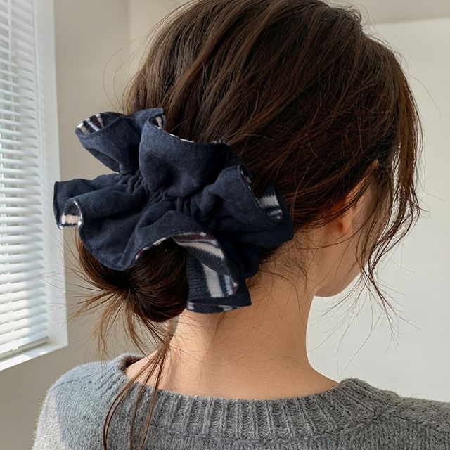 moliveny-Striped Two-Tone Ruffle Fabric Scrunchie