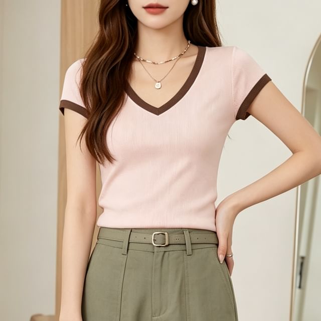 monroll-Short-Sleeve V-Neck Contrast-Trim Plain Top