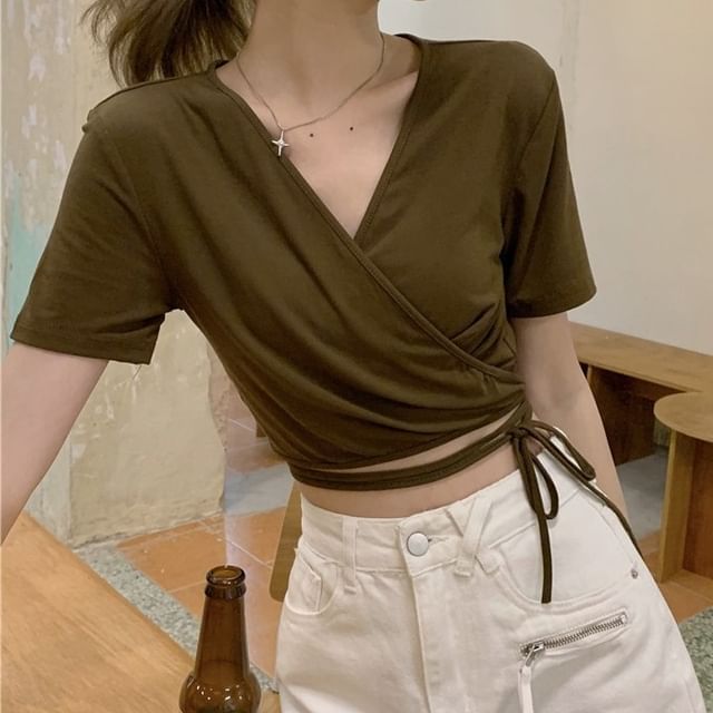monroll-Short-Sleeve V-Neck Plain Crop Top