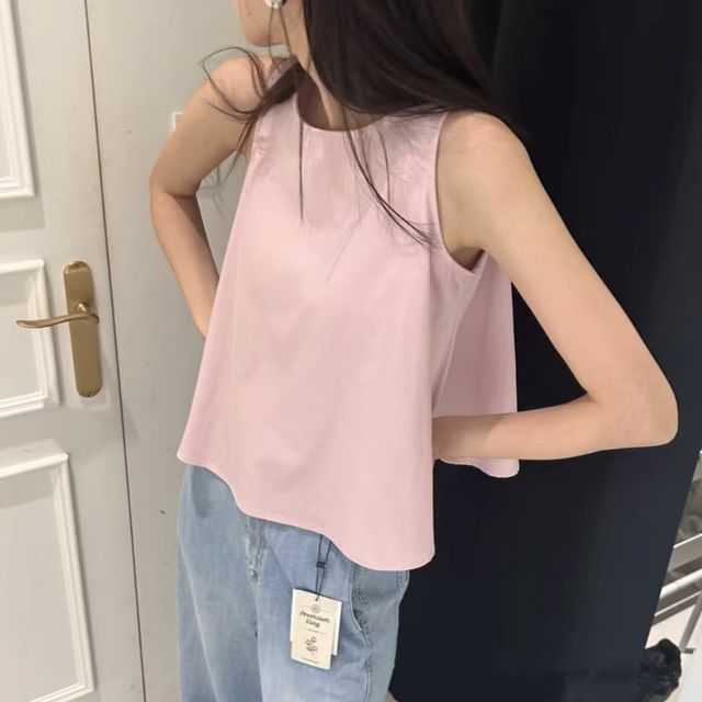 Moon City-Crew Neck Plain Crop Tank Top