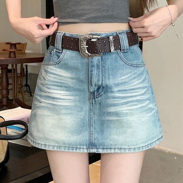 Moon City-Mid Rise Washed Denim Skorts