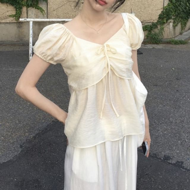 Moon City-Puff-Sleeve V-Neck Plain Ruched Blouse
