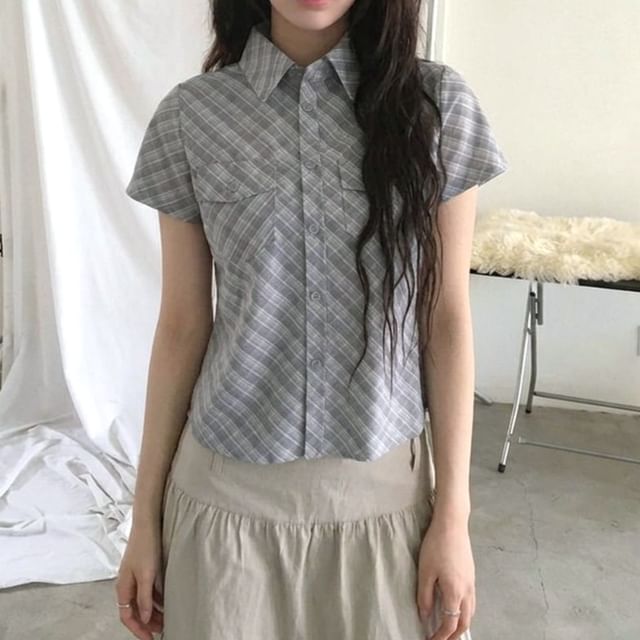 Moon City-Short Sleeve Collared Plaid Shirt