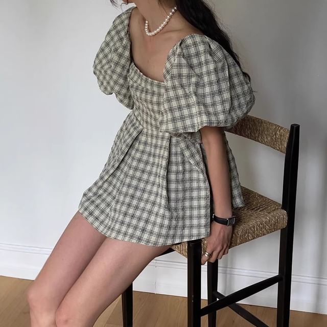 Moon City-Short-Sleeve Square Neck Plaid Flowy Top