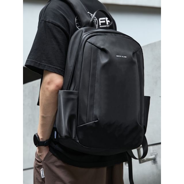 Moyyi-Plain Laptop Backpack