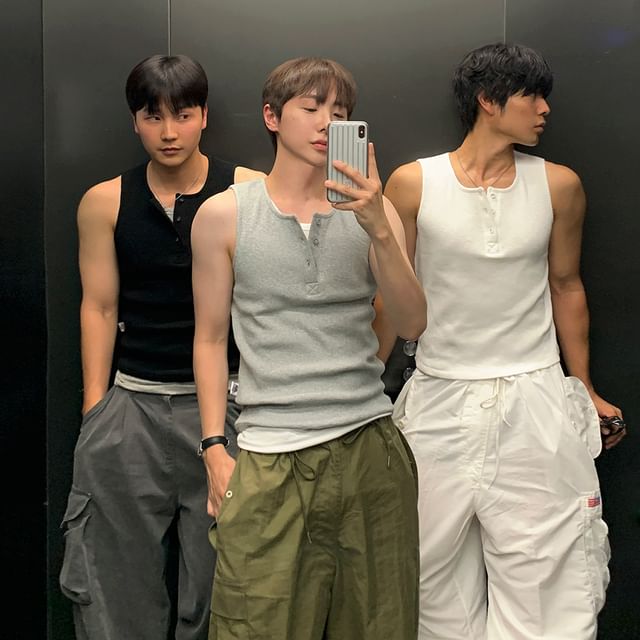MRCYC-Henley-Neck Slim-Fit Tank Top