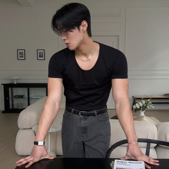 MRCYC-U-Neck Skinny T-Shirt