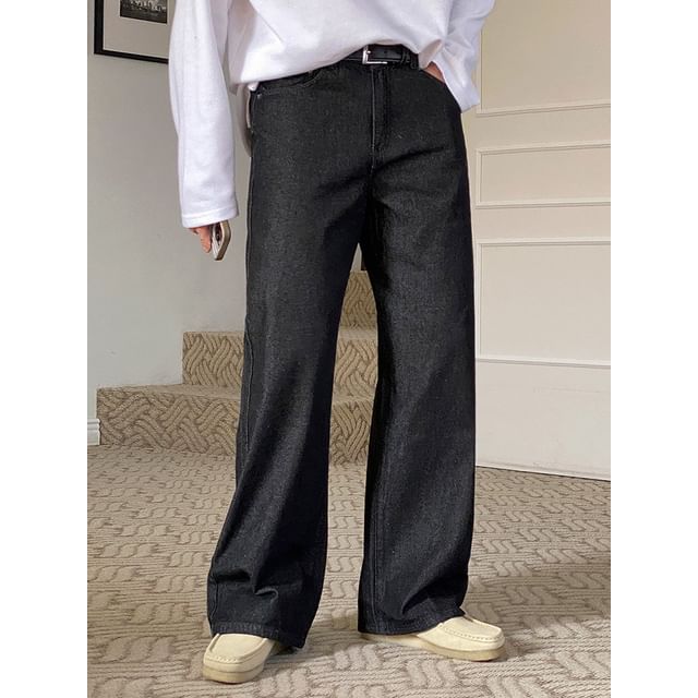 MRCYC-Unwashed Straight-Cut Loose Jeans