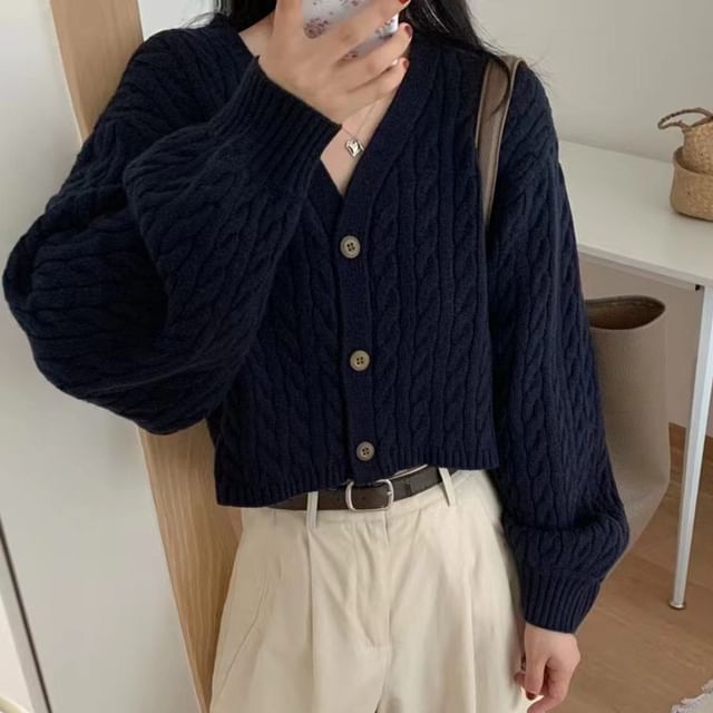 Muezz-V-Neck Button-Up Plain Cable Knit Crop Cardigan