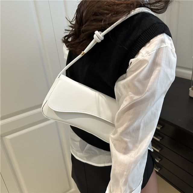 Mulgam-Flap Shoulder Bag