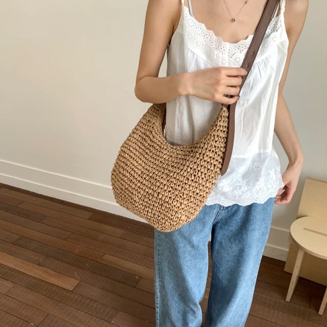 Mulgam-Straw Plain Zip Shoulder Bag