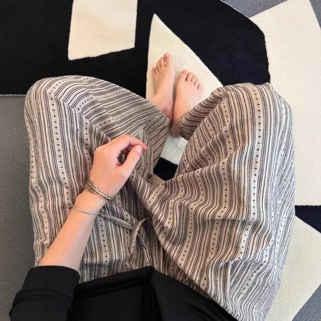 Myanderthal-Drawstring Waist Striped Wide Leg Pants