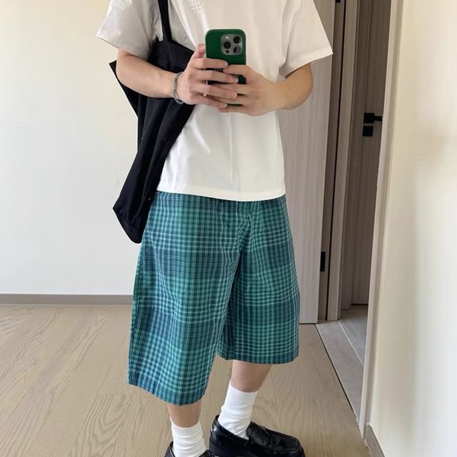 Myanderthal-Mid Rise Plaid Shorts