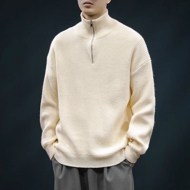 Myanderthal-Turtleneck Plain Half Zip Sweater