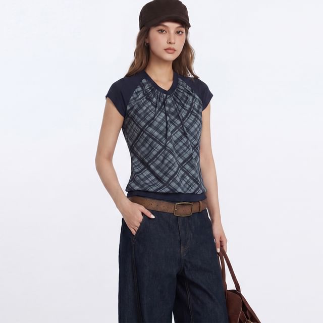 Nariele-Cap Sleeve V-Neck Plaid Panel Slim-Fit Top