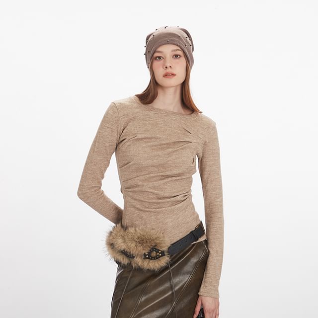 Nariele-Long Sleeve Plain Ruched Slim-Fit Tee